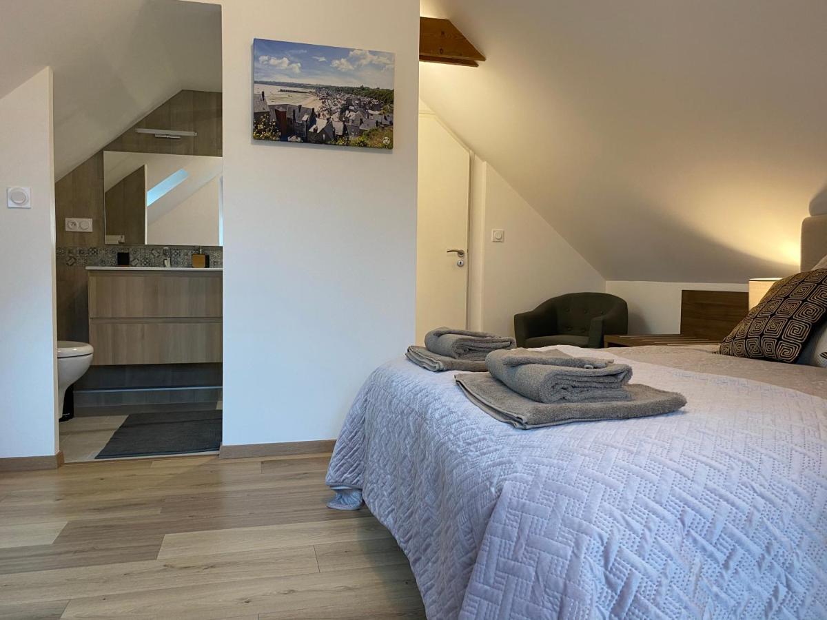 La Giendrotais Bed & Breakfast Corseul Dış mekan fotoğraf