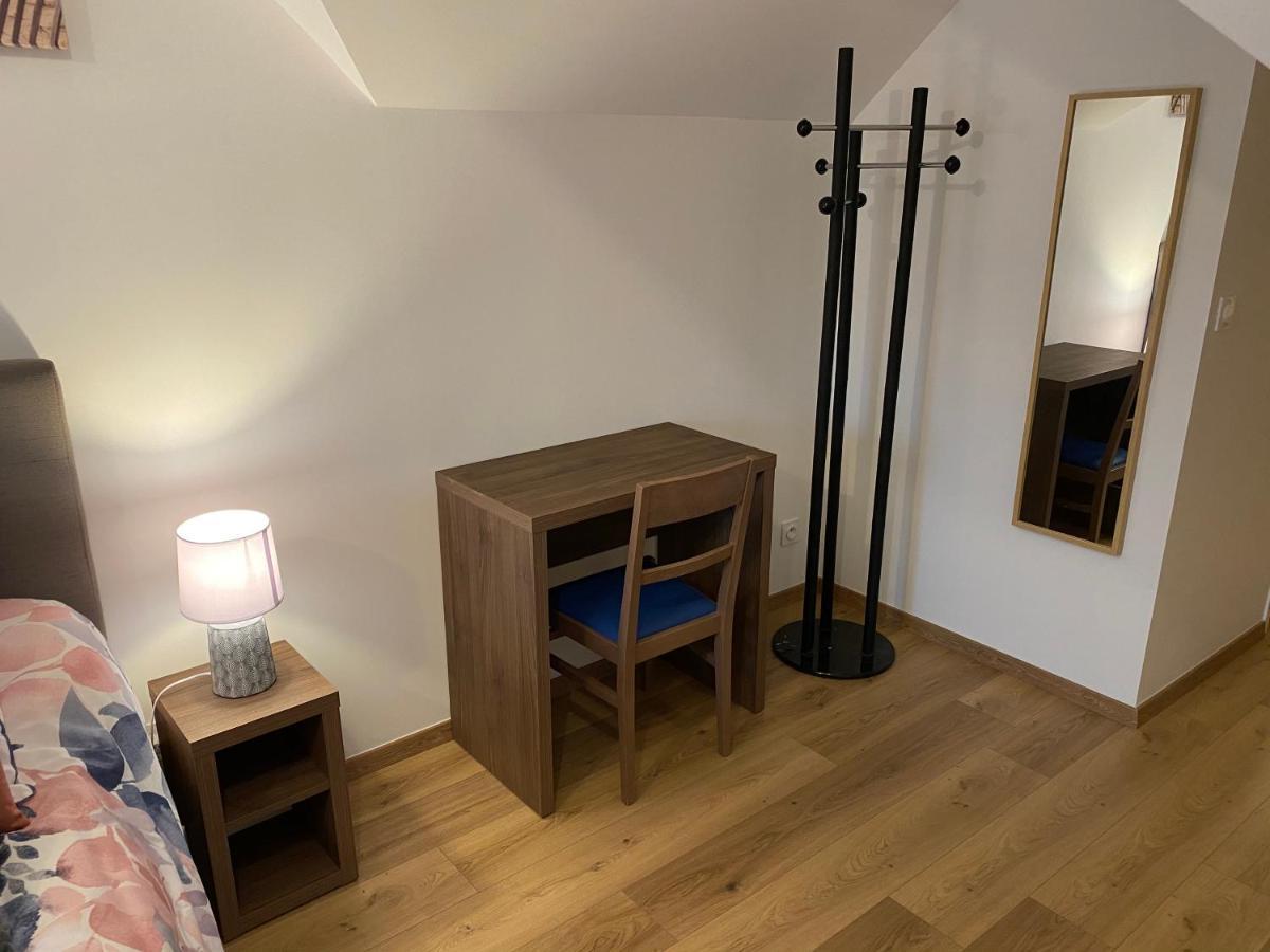 La Giendrotais Bed & Breakfast Corseul Dış mekan fotoğraf